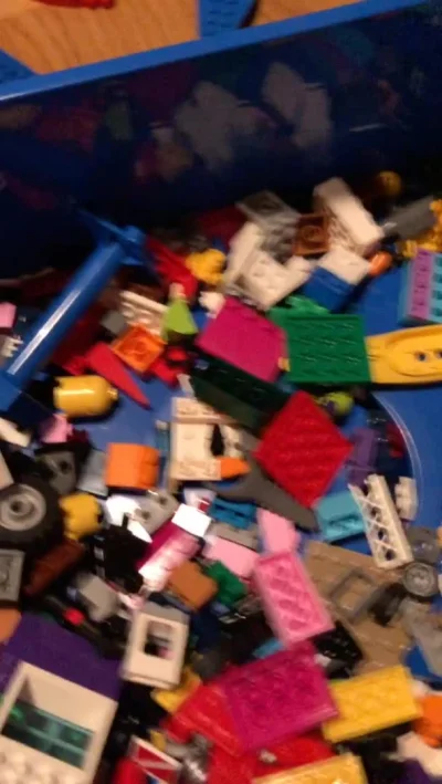 Rabusek - Pudło na LEGO które pożera mniejsze elementy ( ͡° ʖ̯ ͡°)

#2jednostkowe0i...