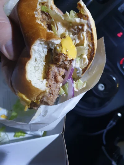 Felonious_Gru - #codziennyburger #wegetarianizm

Ale ten #!$%@? jest pyszny.
Gdyby...