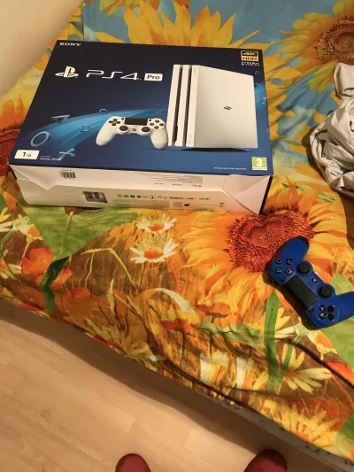 Gollumus_Maximmus - Niby mam ps4 ale 230 funtów z ebaya i nie mogłem się powstrzymać ...