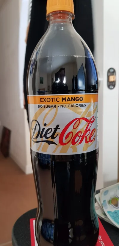 gadasiu - Diet Coke o smaku Mango, nawet smaczne :D W Tesco za funciaka
#uk