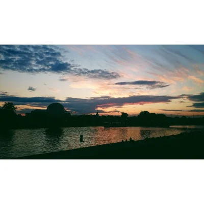 a.....1 - Ostatnie letnie, ciepłe wieczory w #krakow . 

#earthporn #fotografia #pr...