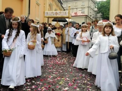 J.....D - Dzisiejszy dzień to jest jakiś żart. Ludzie mają wolne od pracy by inni wys...