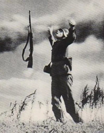 r.....0 - Niemiecki żołnierz sfotografowany w chwili śmierci. 



#historia #niemcy #...
