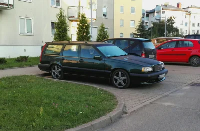 spokoromek - 10/10 (⌐ ͡■ ͜ʖ ͡■)
#volvo #volvofanclub