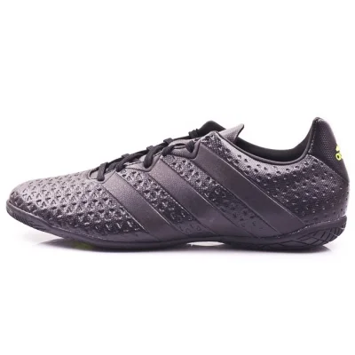 PanWitold - @zikomdc http://bemasport.pl/adidas-ace-16-4-in-bb0622,3,7,5082