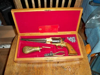 Argetlam - > Remington 1858 New Army

Tylko ja czekam na taki komplecik?

#drogimikol...