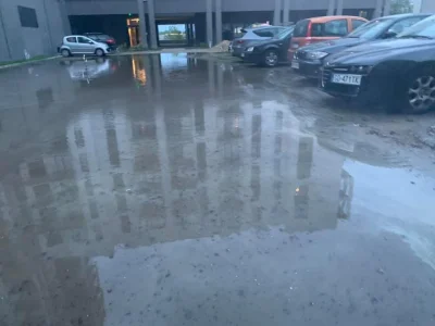 Rabusek - @mathix: grunwaldzka? nam parking zalało lol