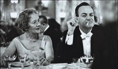 raspbuino - @starskaj: Tutaj Richard Feynman palący szluga obok księżcniczki Szwecji,...