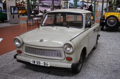 A.....1 - @kozaqwawa: 
Trabant to rozwinięcie taniego i małego samochodu osobowego A...