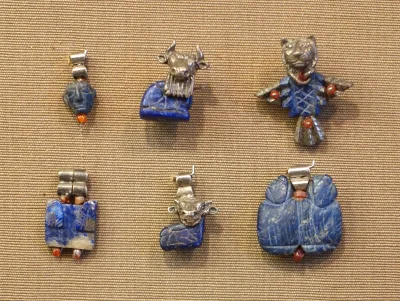 myrmekochoria - Zestaw biżuterii z lapis lazuli, Mezopotamia 2900–2350 rok przed nasz...