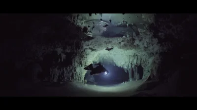 Metaliop - Ciekawe, czy ten bąbel powietrza pod sufitem powstał od zwiedzania jaskini...