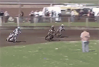 BySpeedy - jeb!

#zuzel #speedway #heheszki #smiesznymotocykl #humorobrazkowy