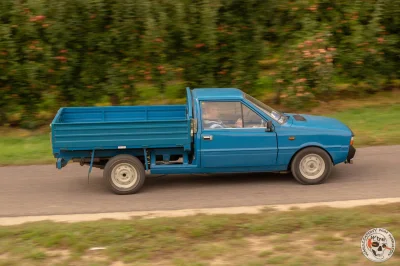glass3 - @bartoszp: Najbliżej pickupa, był produkcyjny Polonez truck