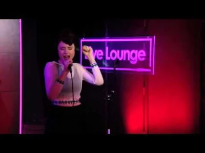 macq2309 - @MajkiGee: a tu Kiesza w studio BBC Radio 1 podczas live lounge. Bardzo fa...