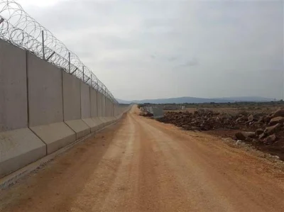 matador74 - Turcja zbudowała 290 km muru granicznego z Syria. Całość ma mieć 511 km.
...