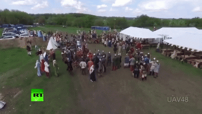 Zdejm_Kapelusz - Średniowiecze vs XXI wiek ( ͡° ͜ʖ ͡°)

#gif #technologia #historia...