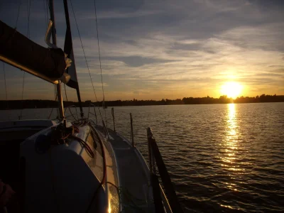 Dusiaklaudusia - Ależ bym sobie tak popływała po #mazury (｡◕‿‿◕｡)
Poczekałabym, aż o...