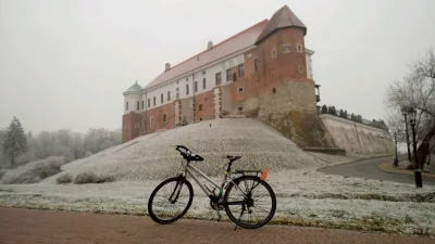 faramka - 538 - 20 = 518

Cały dzień biało i mgliście.
Ale szkoda zmarnować dzień ...