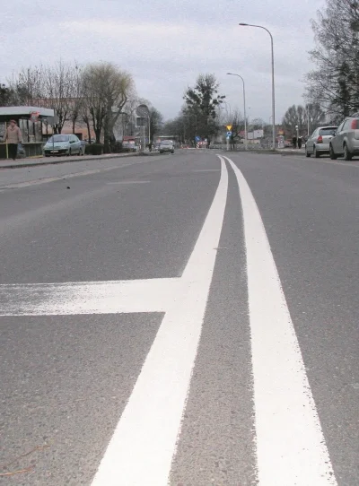 prawdziwek - To dobrze, dotychczasowe pasy dla motocykli były zdecydowanie za wąskie