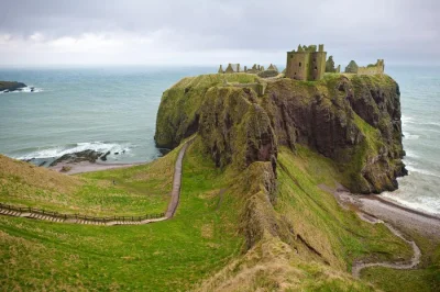 T.....r - #zameknadzis Zamek Dunnottar w północno-wschodniej Szkocji, nad Morzem Półn...