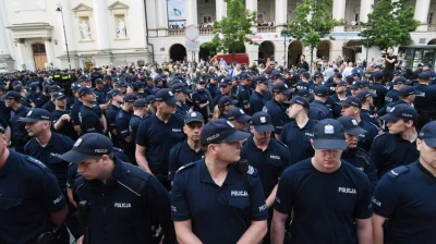 yolantarutowicz - @wojna: Myślę, że nie tylko Ciebie. Kapitan Państwo ma w końcu ważn...