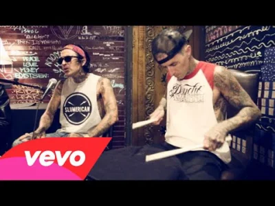 MasterSoundBlaster - O kurde ;O świetna wersja akustyczna.
#yelawolf #travisbarker #...