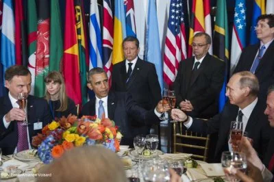 adi2131 - To uczucie gdy Duda siedzi przy stole z Putinem i Obamą a ty czujesz dumę b...