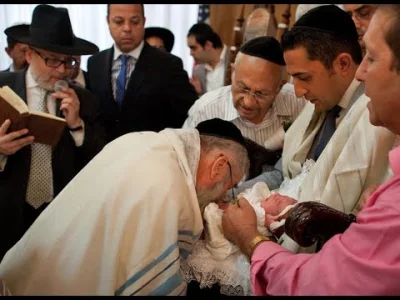 krolik1555 - Tradycja siorbania małych siusiaków przez żydów powoduje zarażanie małyc...