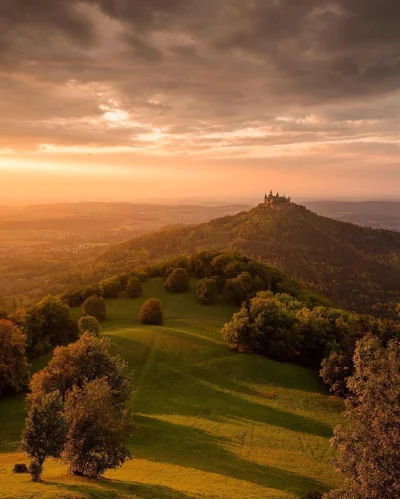 MusicURlooking4 - Zamek Hohenzollern

#earthporn #fotografia