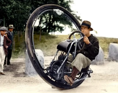 Lizus_Chytrus - > One wheel motorcycle, 1931
reszta w komentarzu, pierwsze koloryzow...