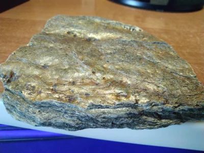 Royalowy - #geologia #mineraly
Jest ktoś w stanie mi powiedzieć co to za rodzaj skał...