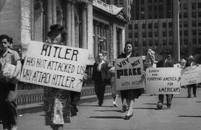 r.....y - Why not kiss Hitler?


Protesty przeciwko uczestnictwu USA w II WŚ.


...