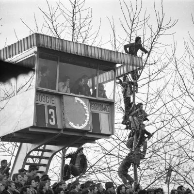 Sheena1 - 28 marca 1979 roku.
Puchar Polski, 1/2 finału.

#lubin #fotohistoria #za...