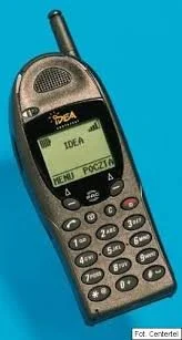 Zdejm_Kapelusz - Tutaj pokazujemy swój pierwszy telefon komórkowy ( ͡º ͜ʖ͡º)
Moim był...