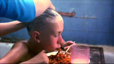rales - #dziecinstwo #jedzenie #gownowpis 

A BOGHACTWOO spaghetti z mleczkiem do w...