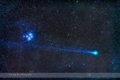 cecen - Kometa Lovejoy i Plejady - przepiękne spotkanie, 18 stycznia, ogon komety ma ...