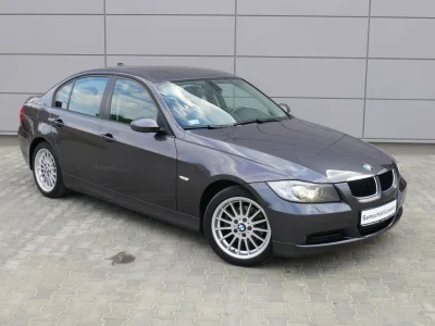 O.....9 - http://bmw-uzywane.com.pl/baw/komis/auto9437,BMW-320-2007.html?grupa=25

...