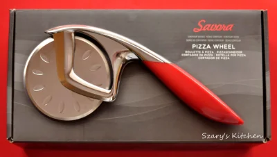 Szarys-Kitchen - Widzieliście taki nóż do pizzy.Bo ja nie,więc jak tylko go zobaczyłe...