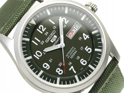 gdziejajestem - #zegarki
#watchboners
jednak wybieram ten model myśle że w tej ceni...