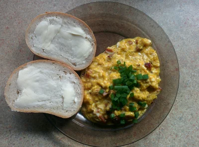 Sypu - #gotujzwykopem #sniadanie #pokazsniadanie

Tak Mirki wygląda prawilna jajeczni...