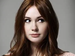 qwertaz - @zmXsNU-17K: Karen Gillan