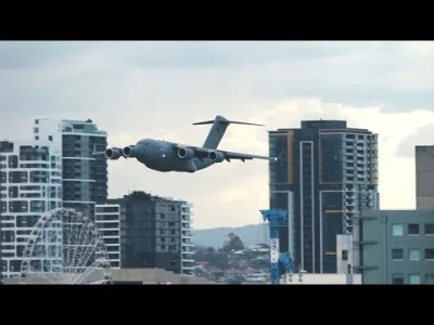 starnak - RAAF C-17 Globemaster + Roulettes | Brisbane Riverfire 2018 Flying Displays