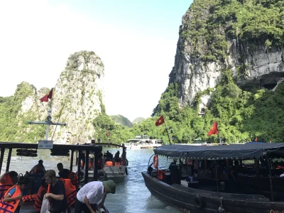 macfanboy - @Rain_Dog: pozdro z Halong Bay!