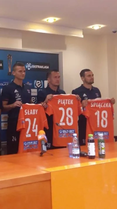 redheart - dzisiejszy dzień z #ekstraklasa na jednym zdjęciu ( ͡°( ͡° ͜ʖ( ͡° ͜ʖ ͡°)ʖ ...