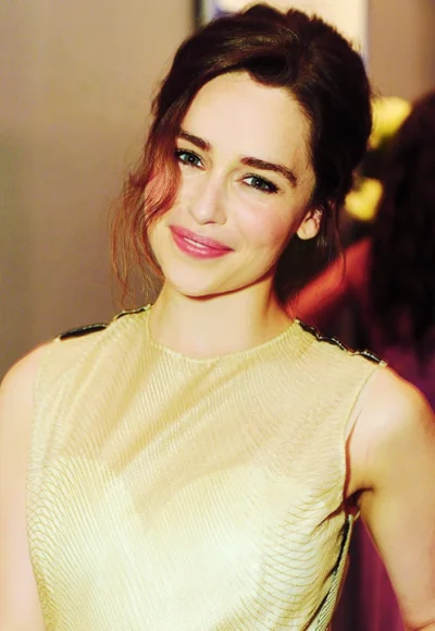 Heninger - #emiliaclarke #khaleesi #ladnapani