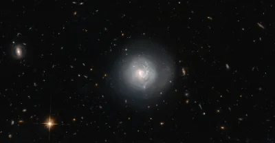 d.....4 - Galaktyka Mrk 820 

#kosmos #astronomia #Galaktyki #wszechswiat