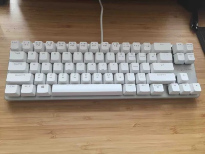 GreenFlem - @Czesiowcy: moja budżetowa Magicforce 68k tylko trochę większa i daje spo...