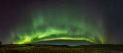 namrab - Panorama zorzy polarnej. Ogniskowa 24 mm, f/2, mozaika 6 kadrów po 8 sekund ...