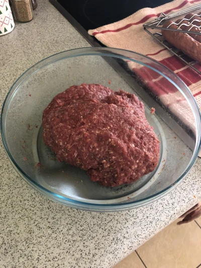 q.....0 - Dzisiaj domowe #burgery, wolowinka zmielona, #grill sie grzeje