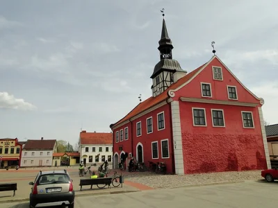 arenaadidas - Bauska, Łotwa. Miasteczko niedaleko granicy z Litwą. Ratusz miejski.

...